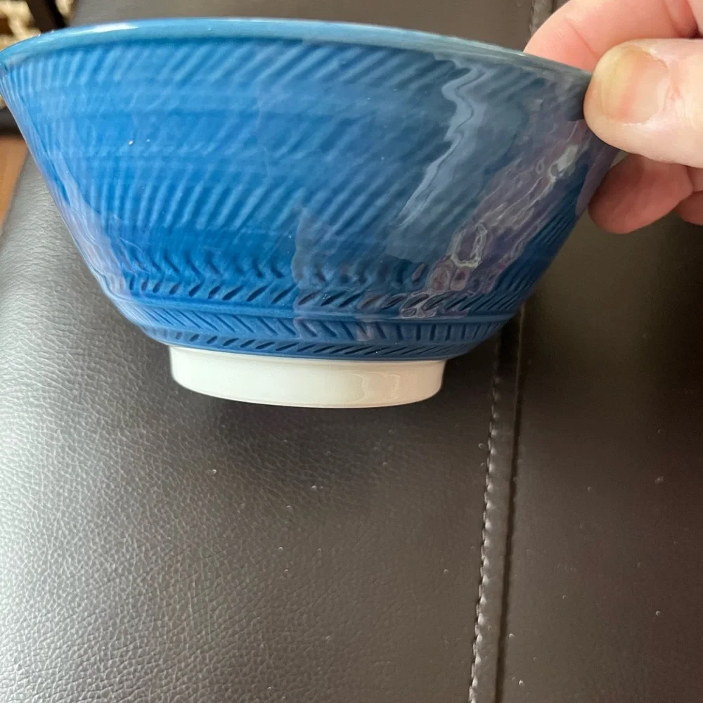 Artistic Blue and White Ceramic Bowl - Picture 2 of 3